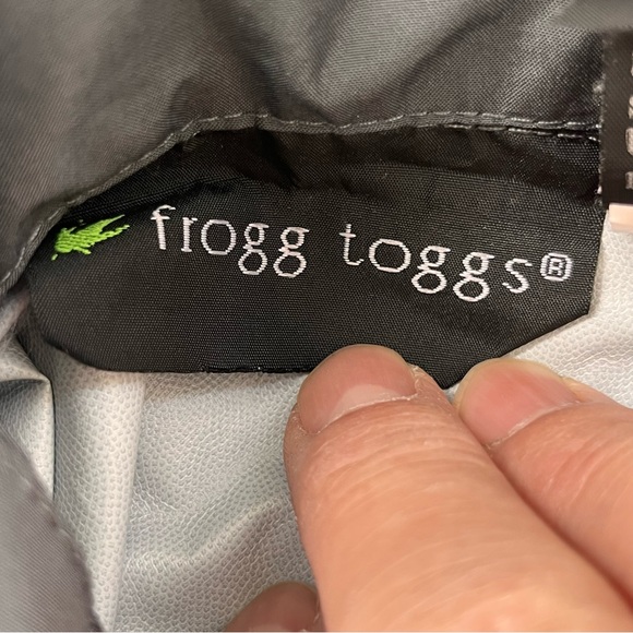 Frogg Toggs Women’s Full Zip Size L-XL River Toadz Hooded Jacket In Seafoam/Blk - Picture 3 of 9